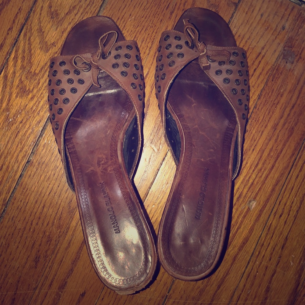 Vintage & Authentic Manolo Blahnik